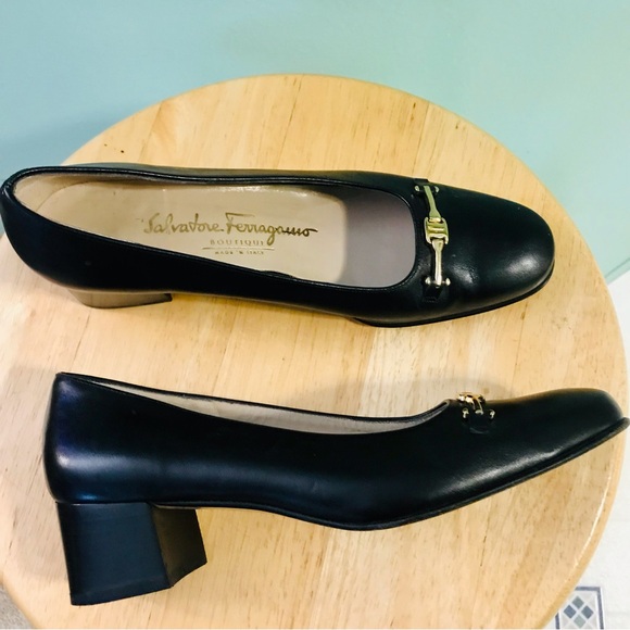 Salvatore Ferragamo 90’s vintage Charade block heels - Picture 10 of 11